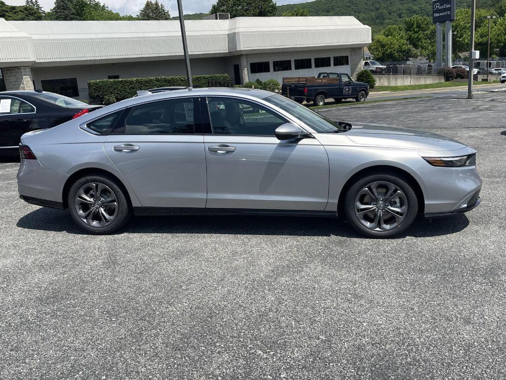 new 2025 Honda Accord Hybrid car, priced at $36,090