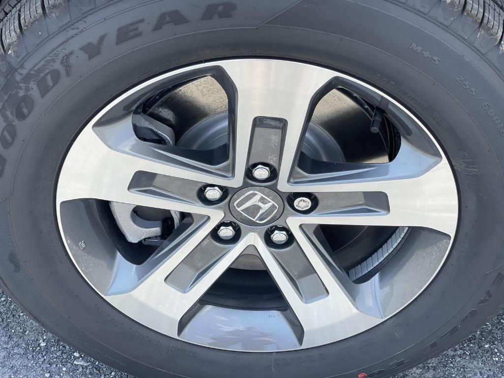 new 2025 Honda Pilot car, priced at $47,505