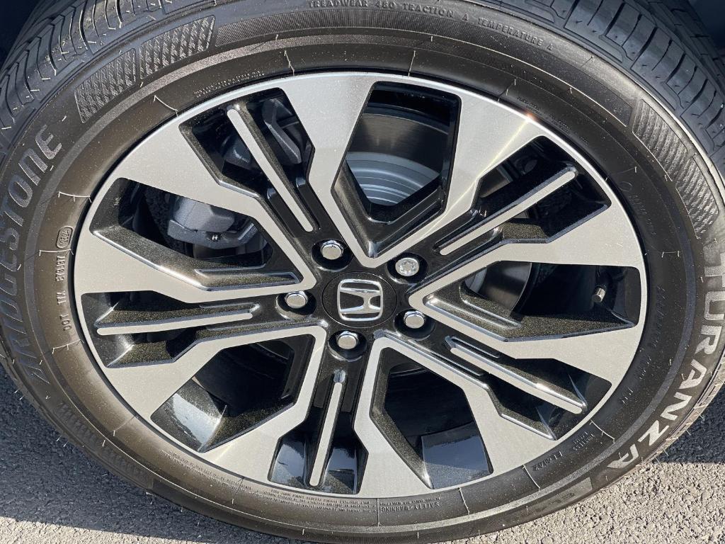 new 2025 Honda Odyssey car, priced at $52,275