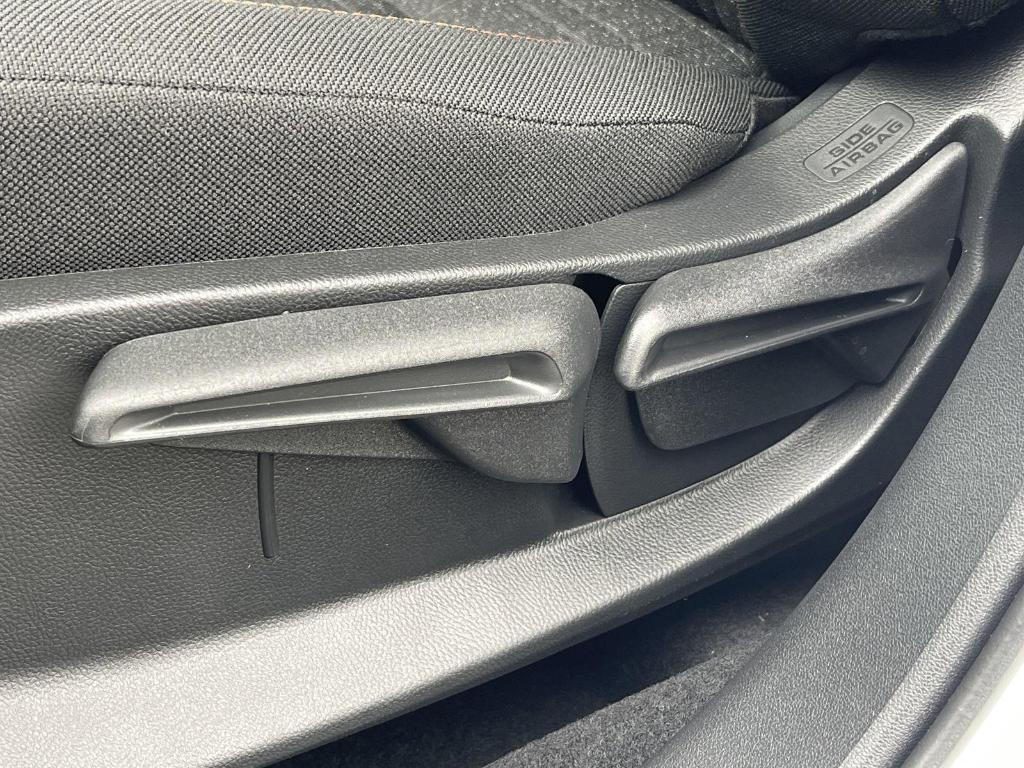 new 2025 Honda HR-V car, priced at $29,916