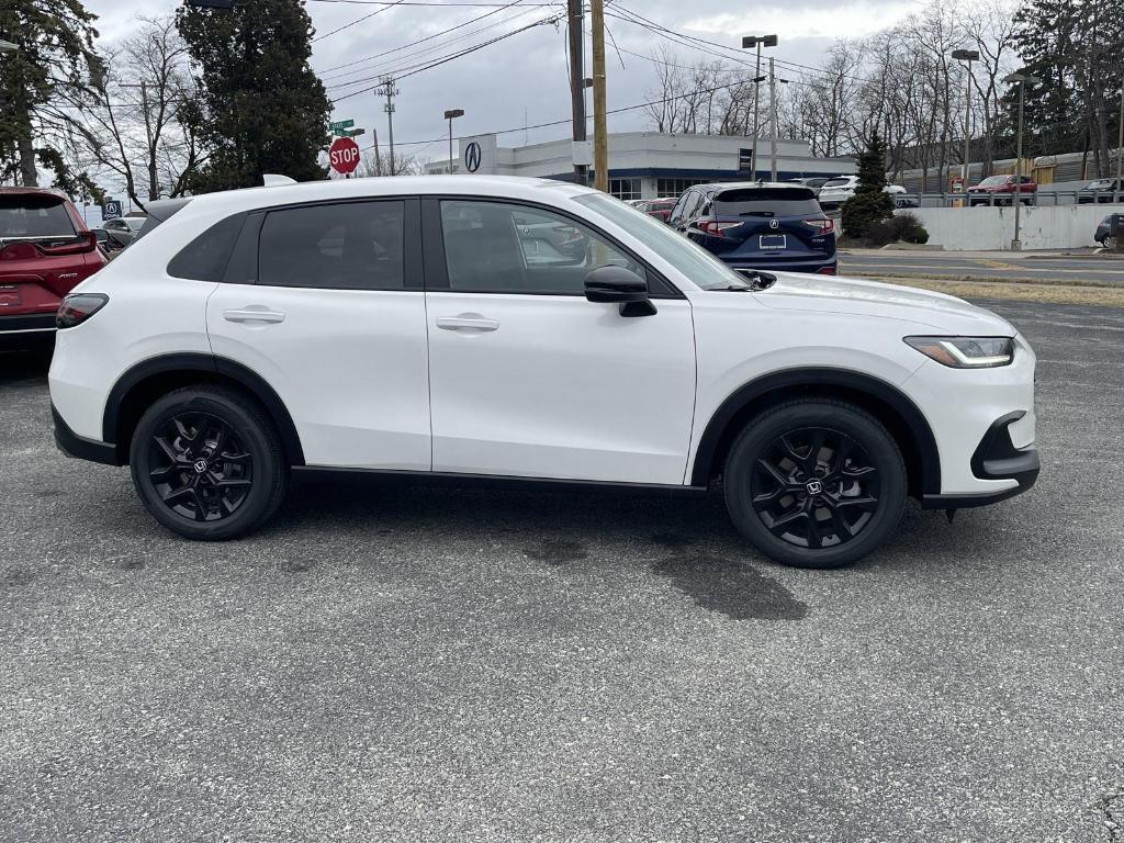 new 2025 Honda HR-V car, priced at $29,916