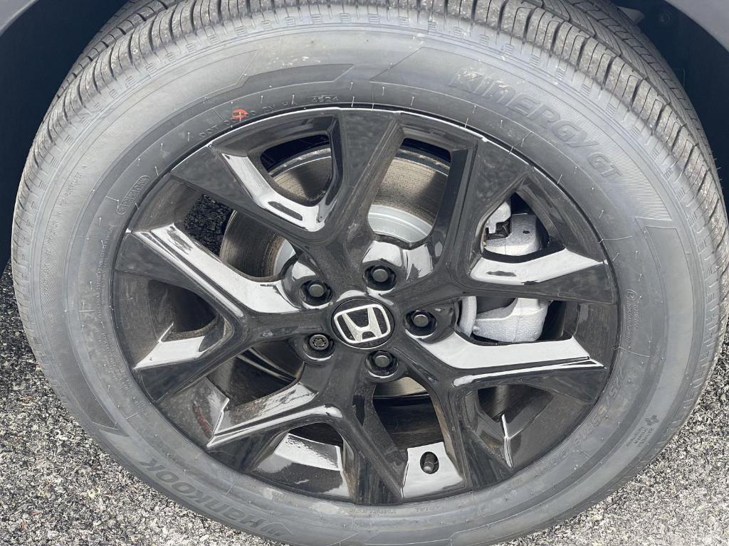 new 2025 Honda HR-V car, priced at $29,916