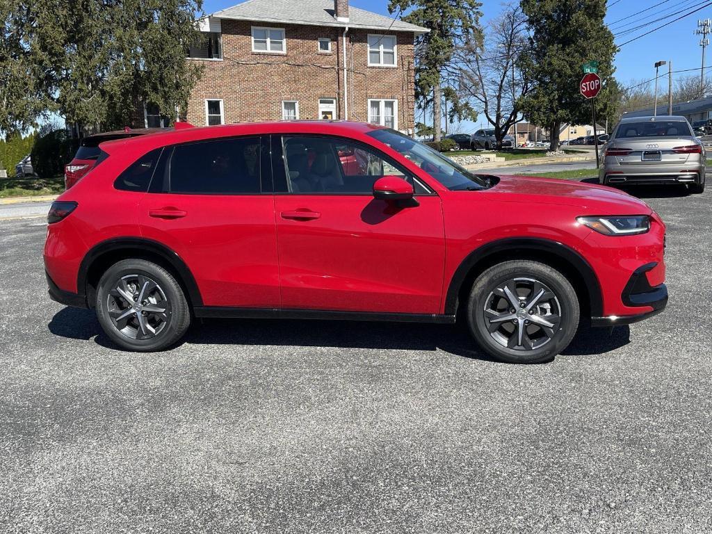 new 2025 Honda HR-V car, priced at $31,388
