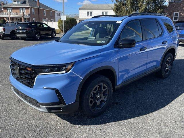 new 2025 Honda Pilot car, priced at $51,250