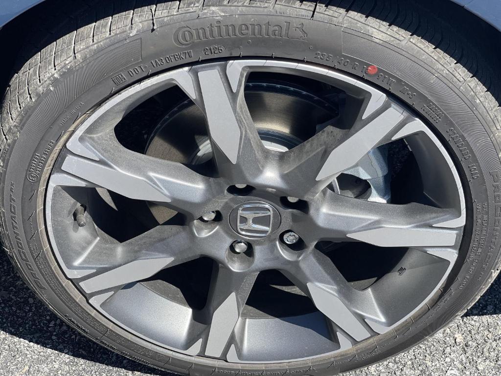 new 2026 Honda Civic Hybrid car, priced at $33,945