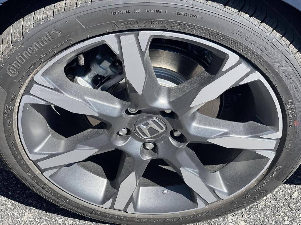 new 2026 Honda Civic Hybrid car, priced at $33,945