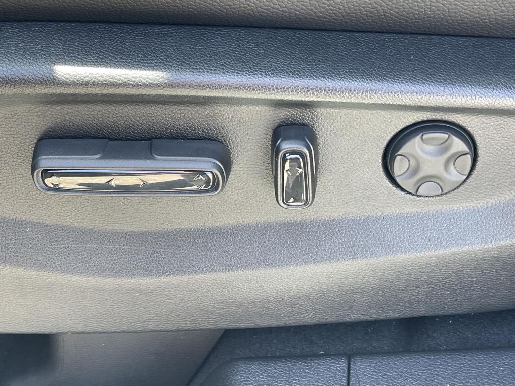 new 2025 Honda Odyssey car, priced at $45,275