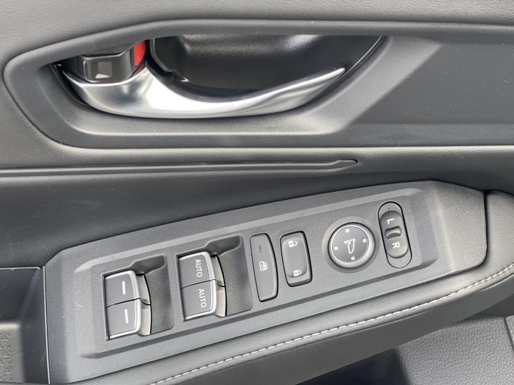 new 2025 Honda Accord Hybrid car, priced at $35,260