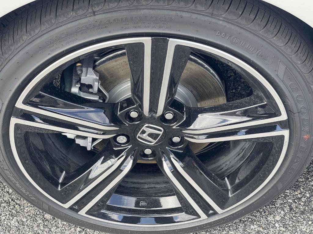 new 2025 Honda Accord Hybrid car, priced at $35,260
