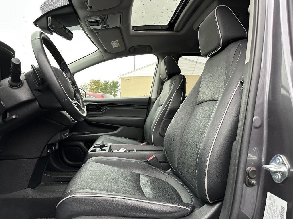 used 2022 Honda Odyssey car, priced at $37,995