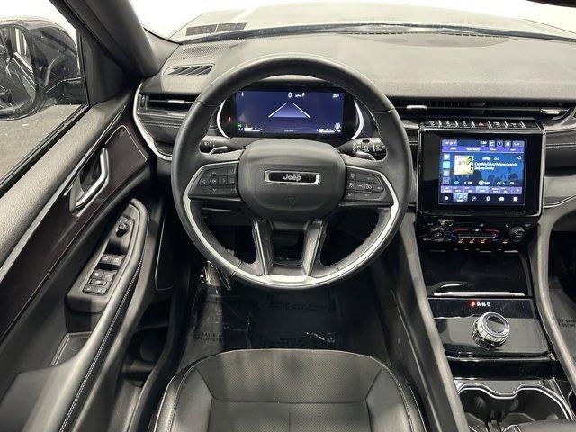 used 2022 Jeep Grand Cherokee car, priced at $32,995