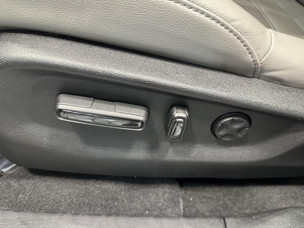 used 2022 Honda CR-V car, priced at $29,995