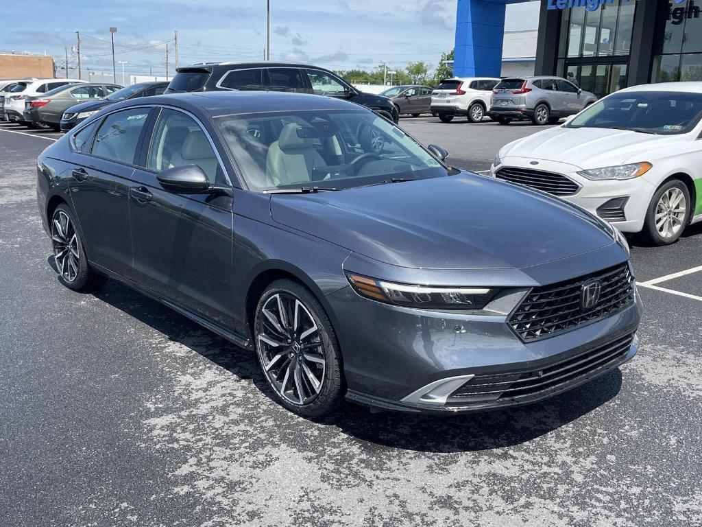 new 2025 Honda Accord Hybrid car, priced at $37,715