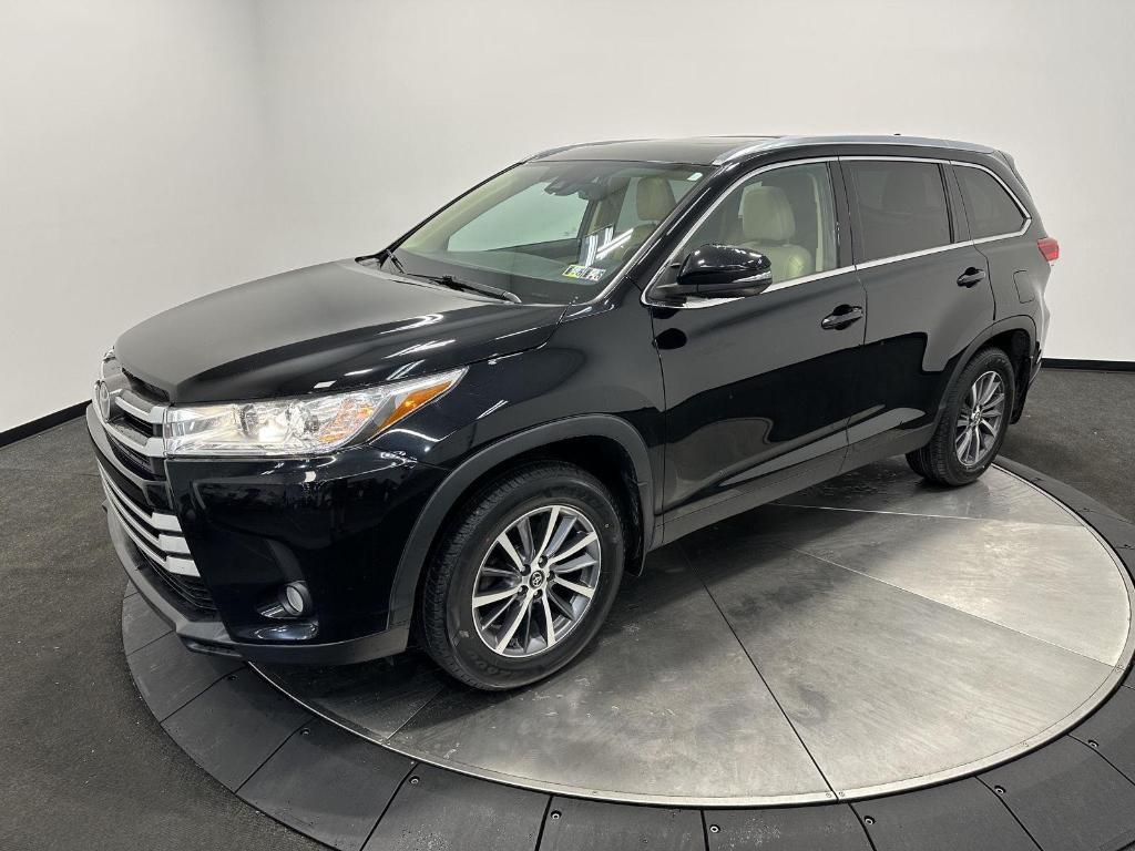 used 2019 Toyota Highlander car, priced at $24,995