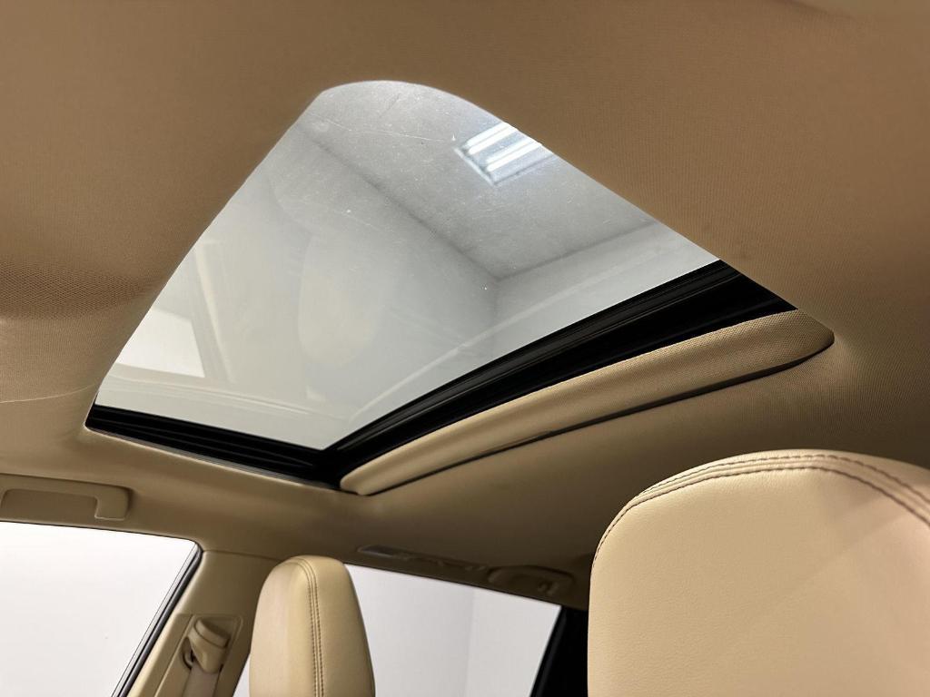 used 2019 Toyota Highlander car, priced at $24,995