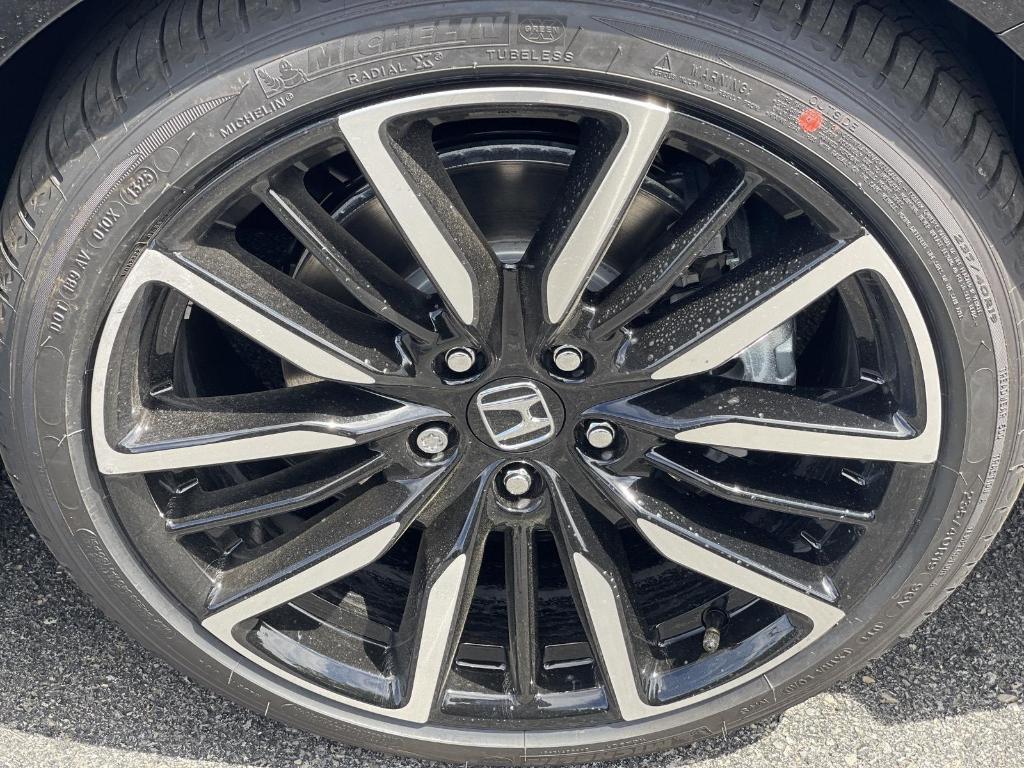 new 2025 Honda Accord Hybrid car, priced at $40,450