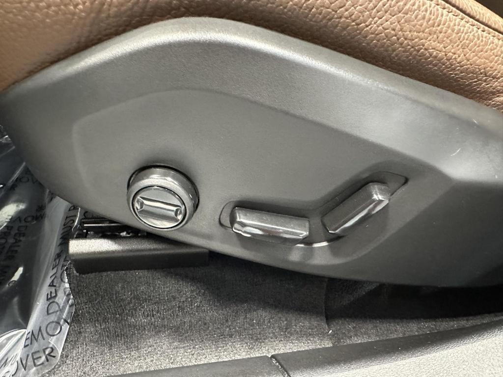 used 2023 Volvo XC60 car, priced at $42,995