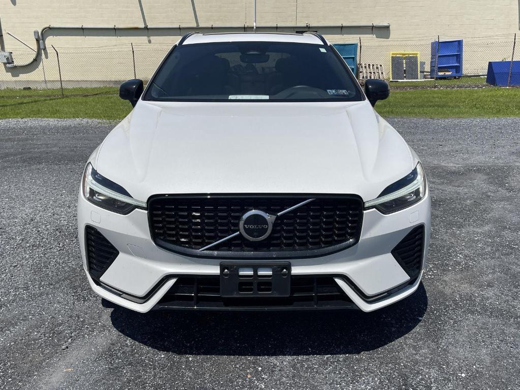 used 2023 Volvo XC60 car, priced at $42,995