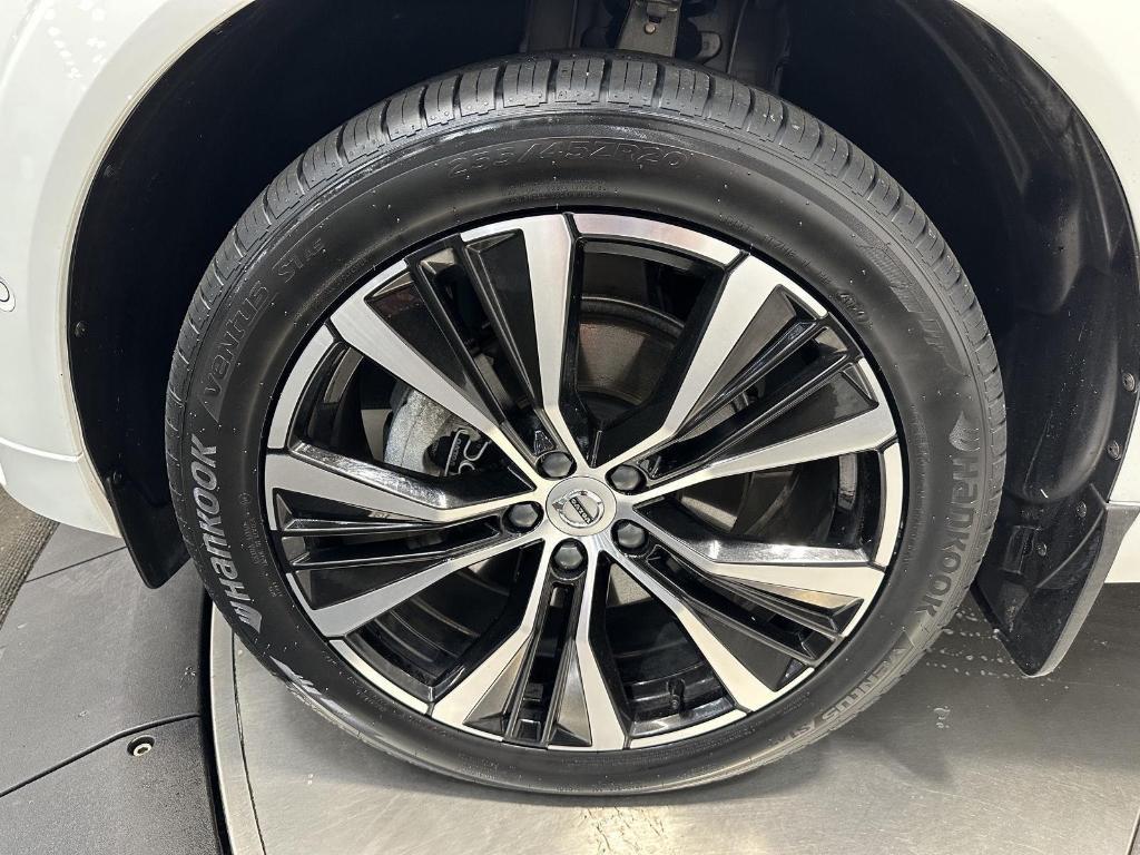 used 2023 Volvo XC60 car, priced at $42,995
