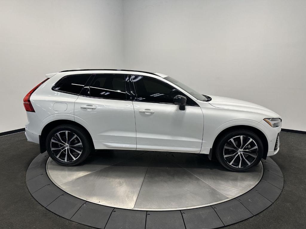 used 2023 Volvo XC60 car, priced at $42,995