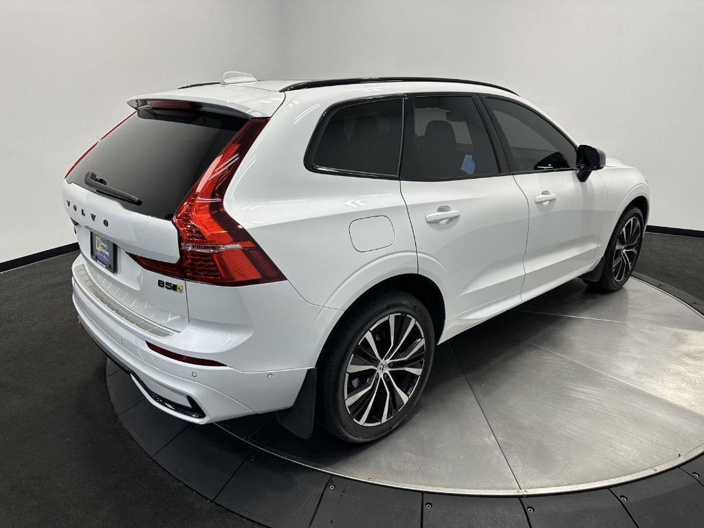 used 2023 Volvo XC60 car, priced at $42,995