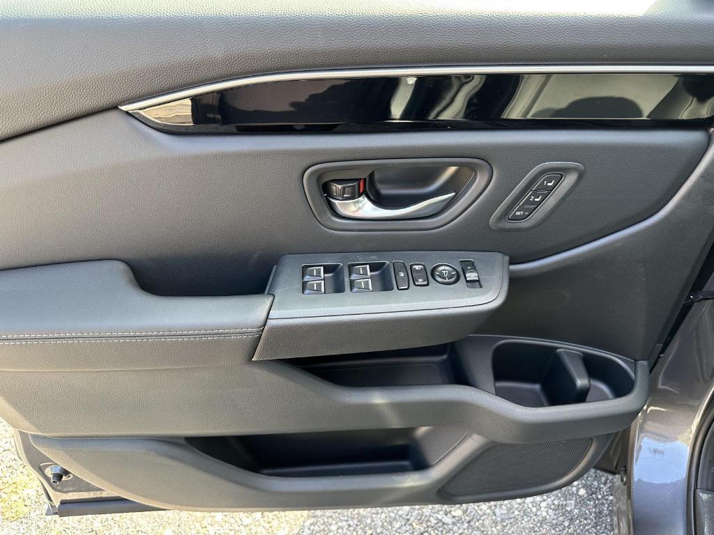 new 2025 Honda Pilot car, priced at $51,095