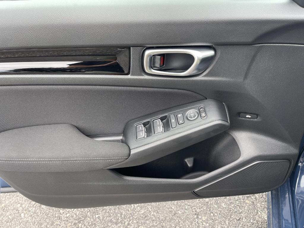 new 2026 Honda Civic Hybrid car, priced at $30,945