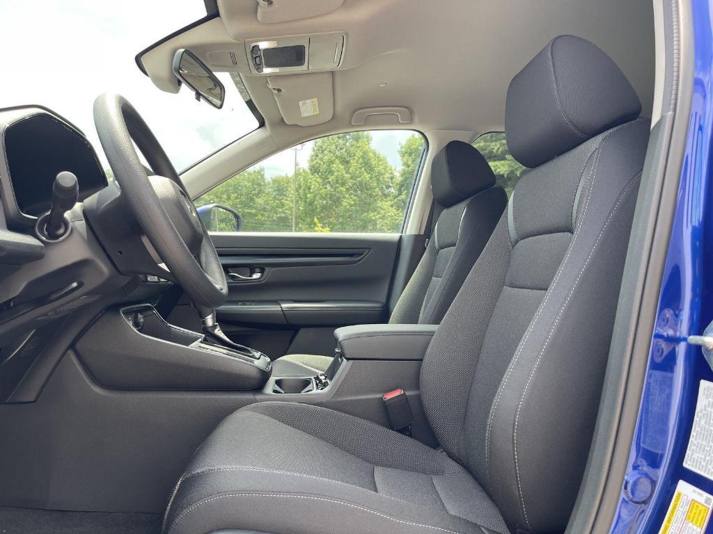 new 2025 Honda CR-V car, priced at $33,450