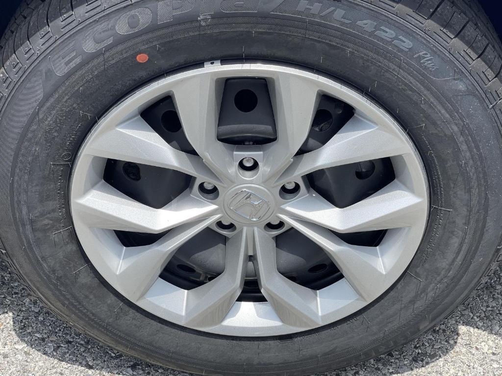 new 2025 Honda CR-V car, priced at $33,450