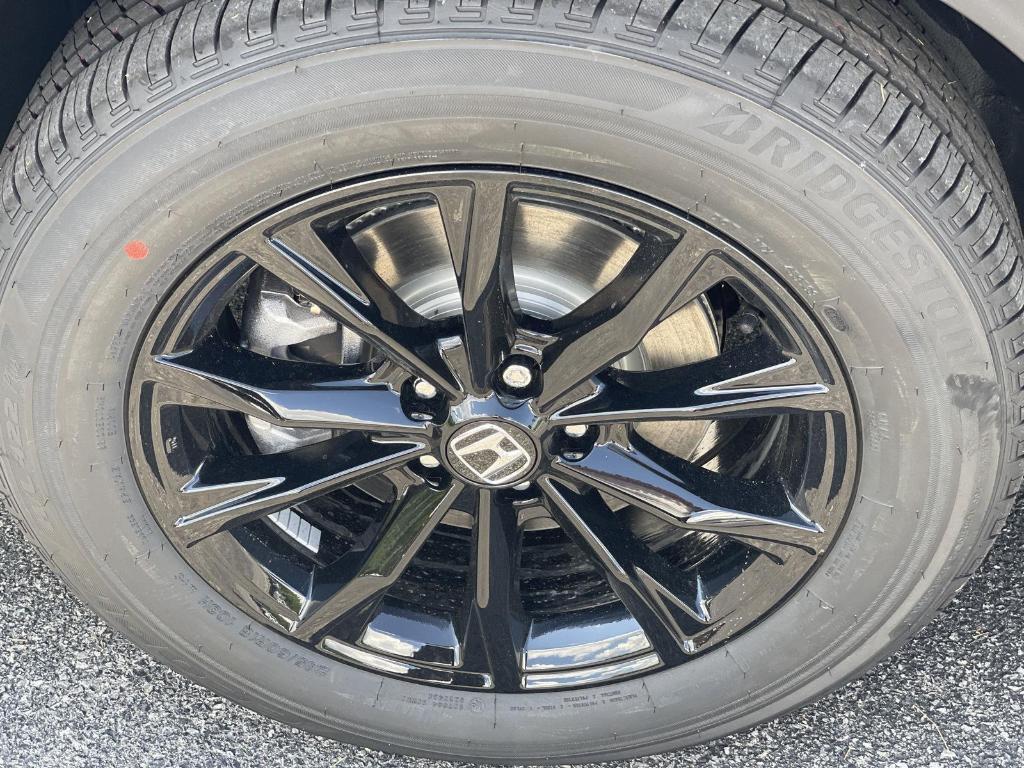 new 2025 Honda CR-V Hybrid car, priced at $40,545