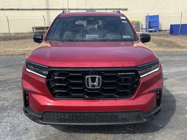 new 2025 Honda Pilot car, priced at $56,485