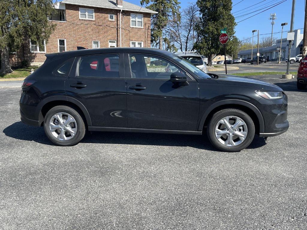 new 2025 Honda HR-V car, priced at $28,295
