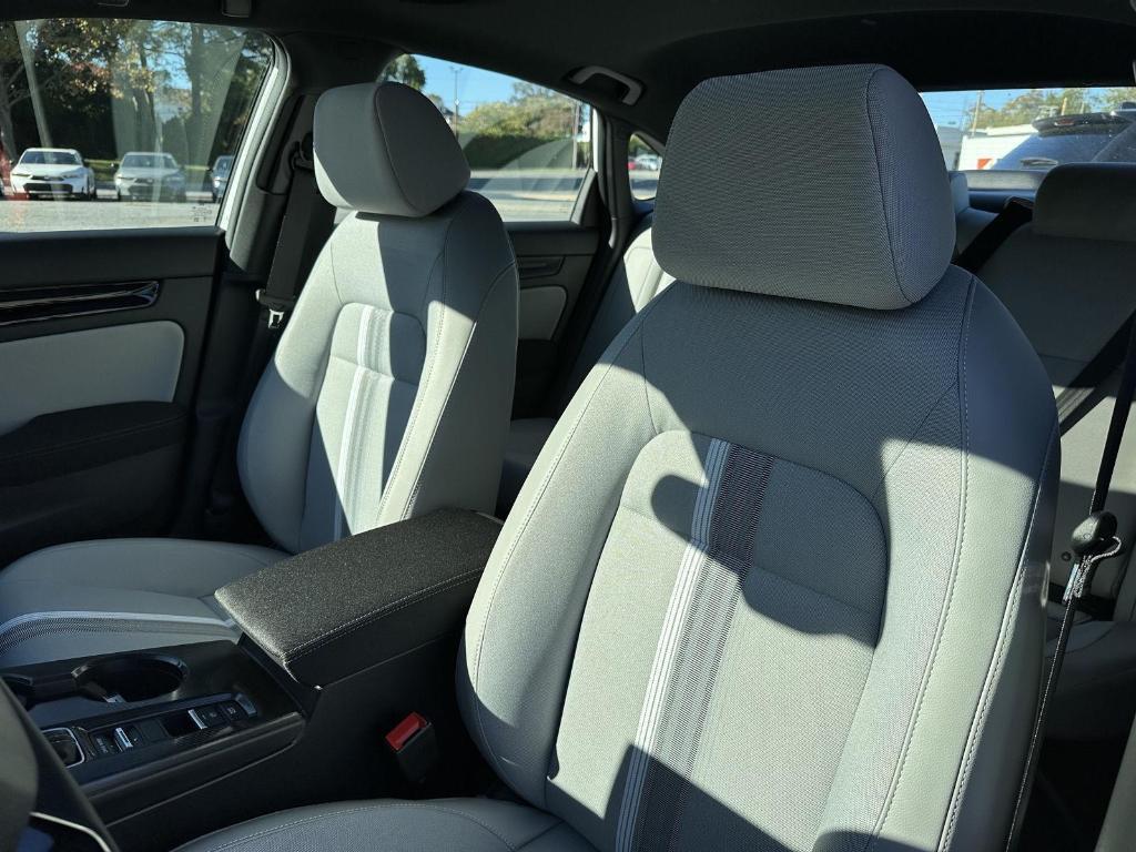 new 2026 Honda Civic Hybrid car, priced at $30,945