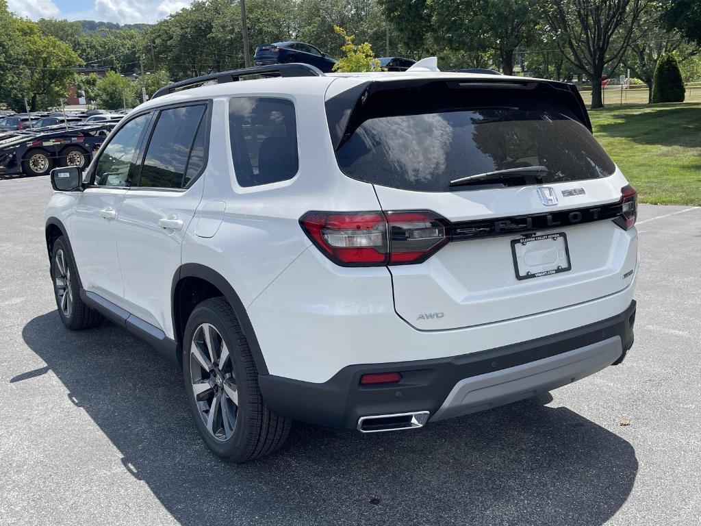 new 2025 Honda Pilot car, priced at $51,550