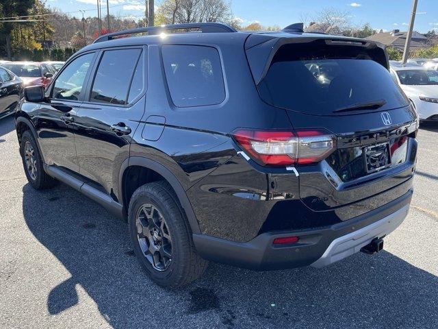 new 2025 Honda Pilot car, priced at $50,795