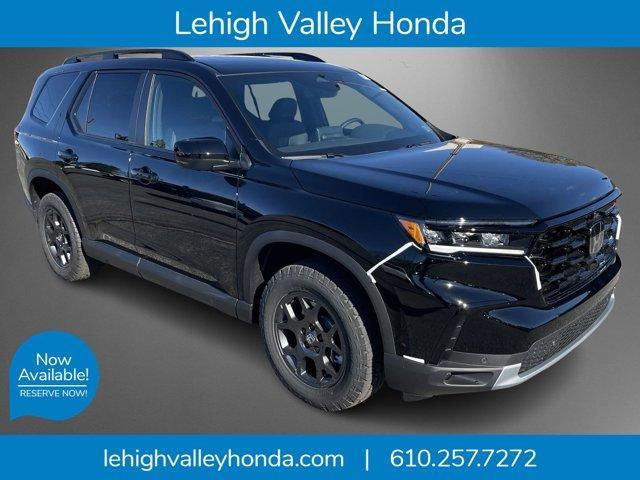 new 2025 Honda Pilot car, priced at $50,795