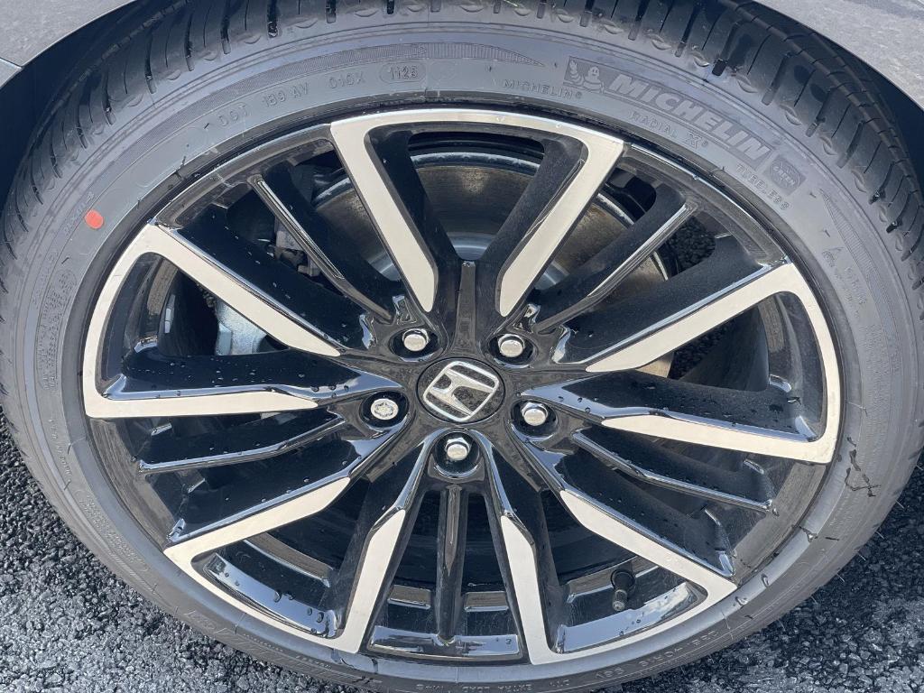 new 2025 Honda Accord Hybrid car, priced at $40,450