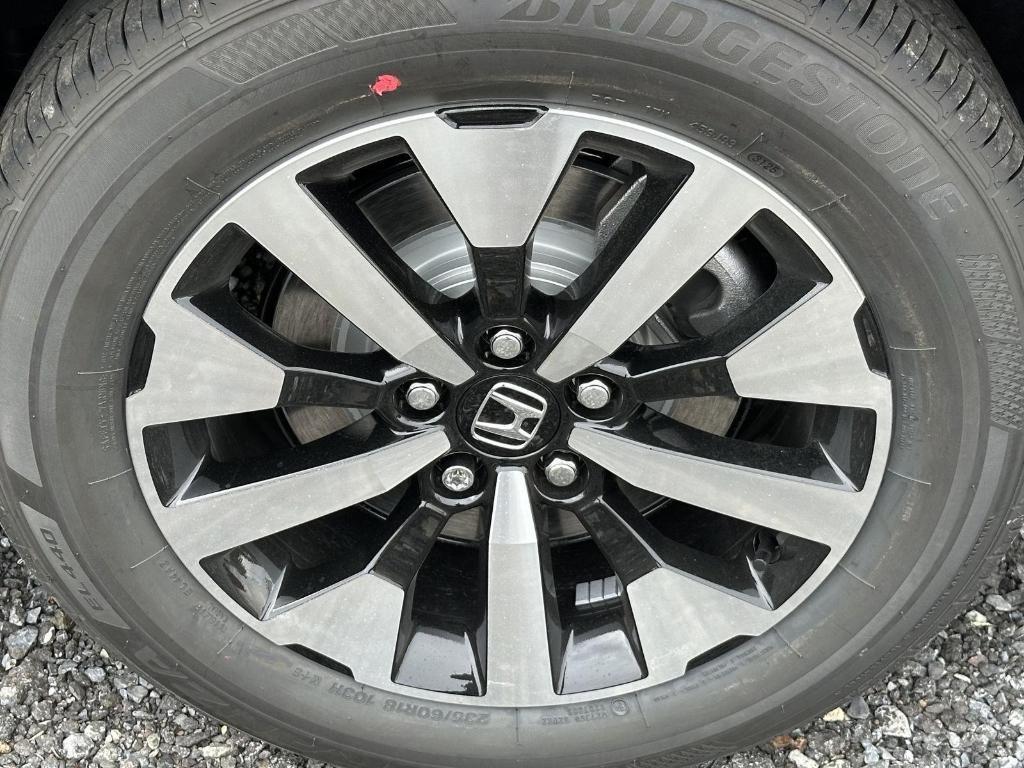 new 2026 Honda Odyssey car, priced at $44,290