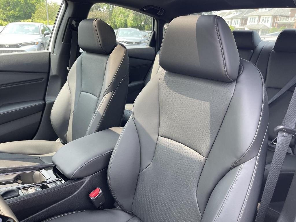 new 2025 Honda Accord Hybrid car, priced at $36,980