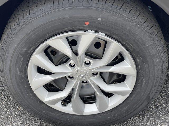 new 2025 Honda CR-V car, priced at $32,995