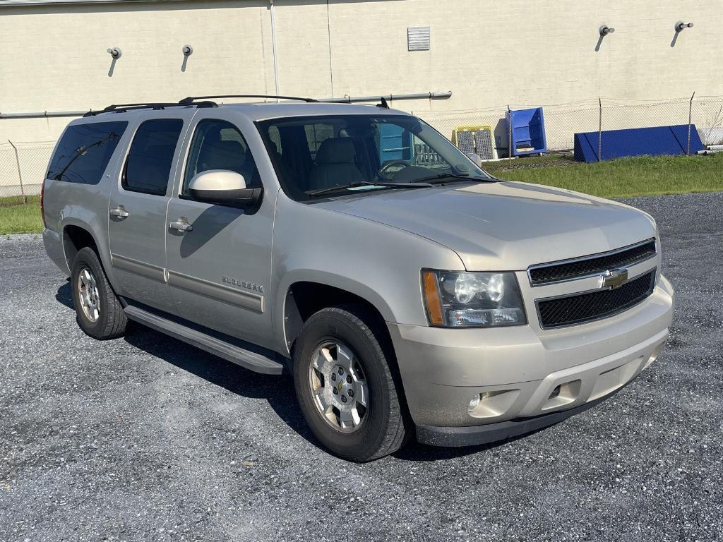 used 2010 Chevrolet Suburban car