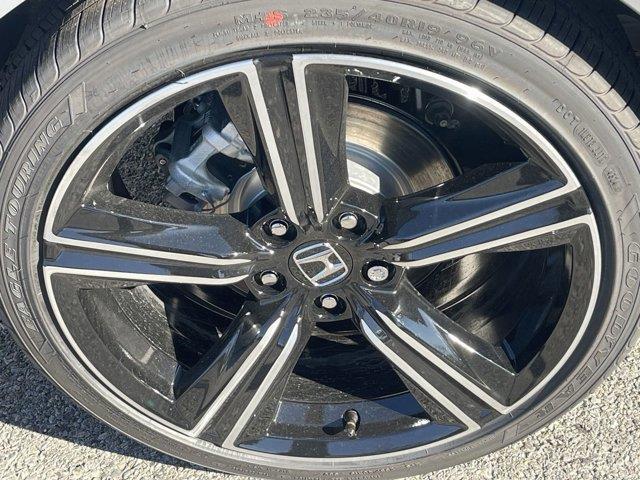 new 2025 Honda Accord Hybrid car, priced at $35,260