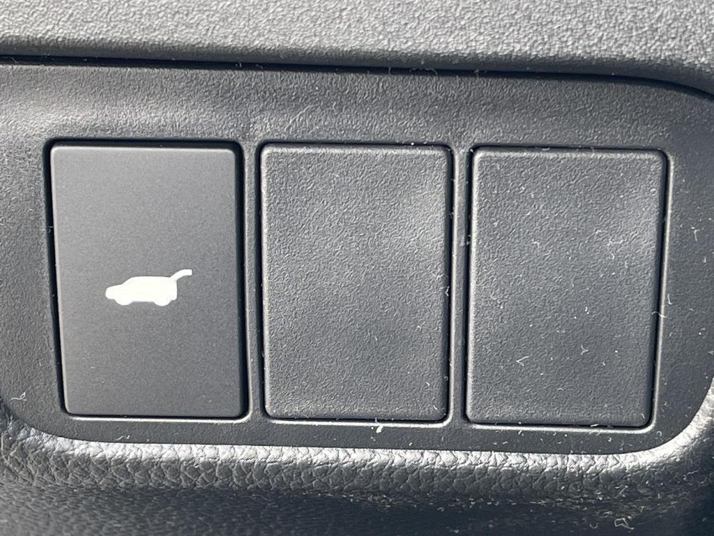 new 2026 Honda CR-V Hybrid car, priced at $40,650