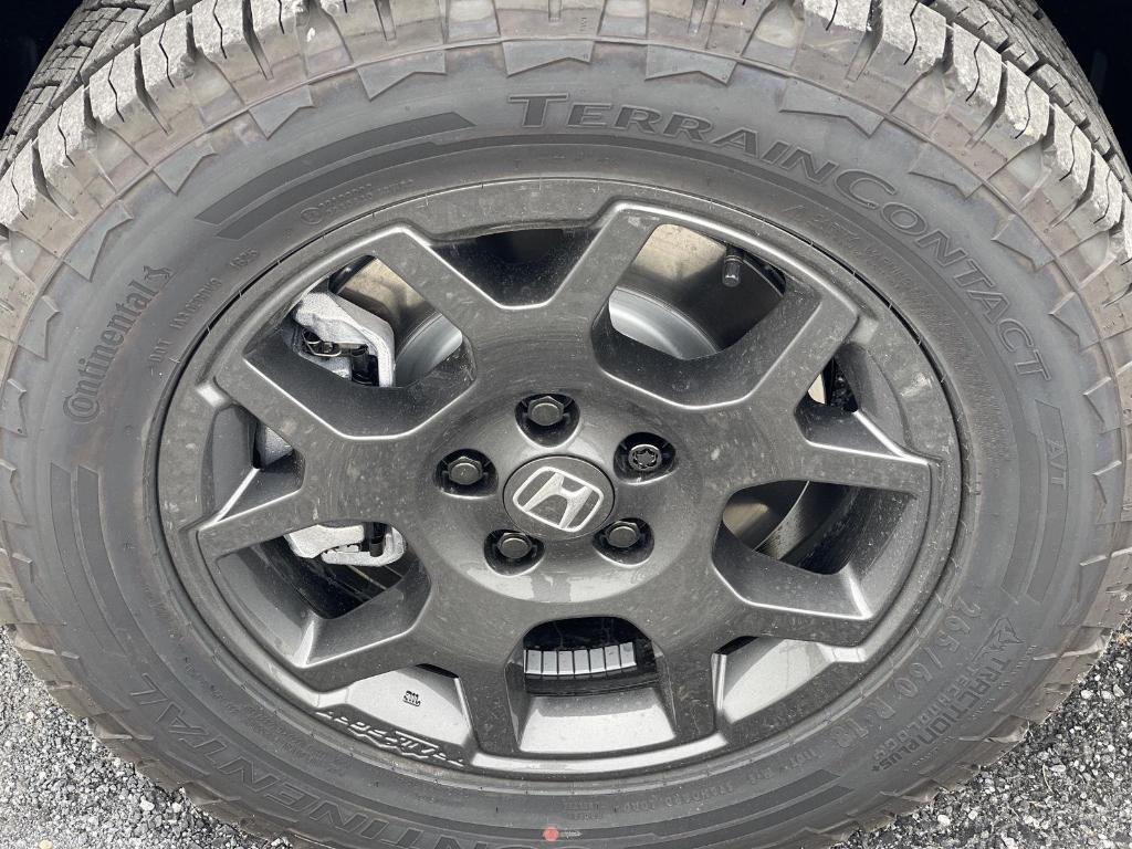 new 2025 Honda Pilot car, priced at $51,305