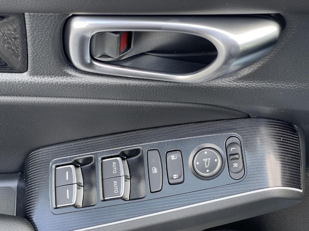 new 2025 Honda Civic Hybrid car, priced at $33,100