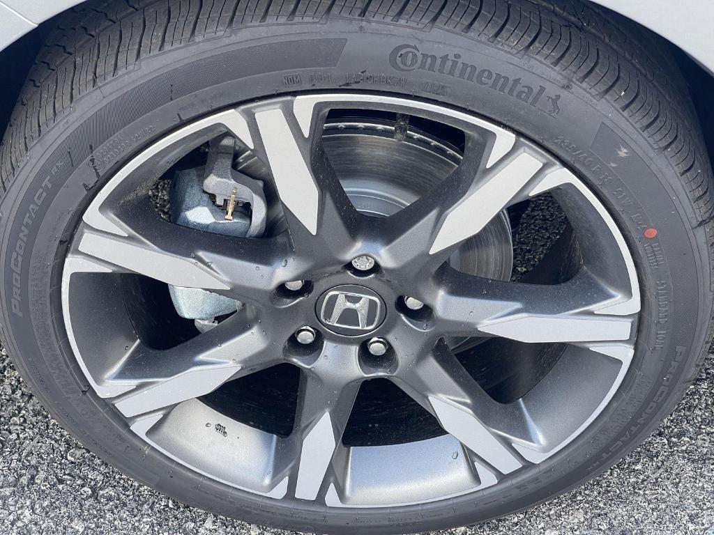new 2025 Honda Civic Hybrid car, priced at $33,100