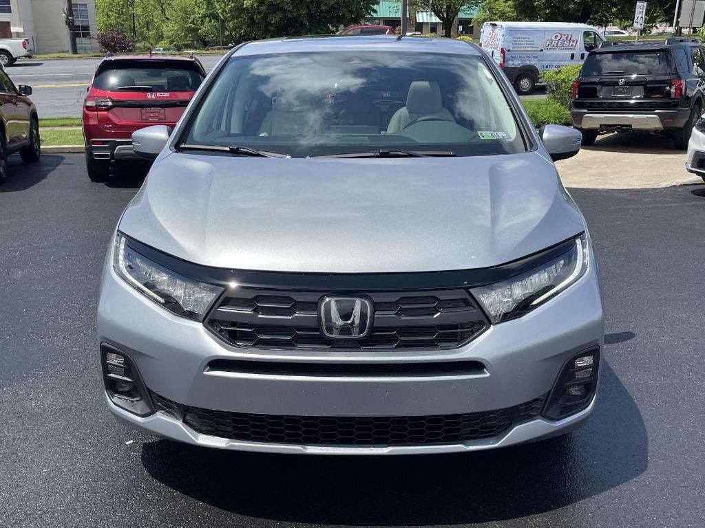 new 2025 Honda Odyssey car, priced at $43,670