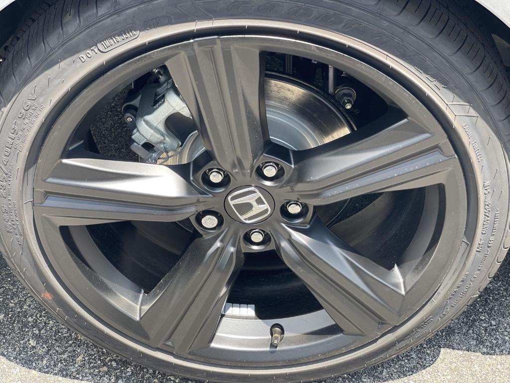 new 2025 Honda Accord Hybrid car, priced at $37,025