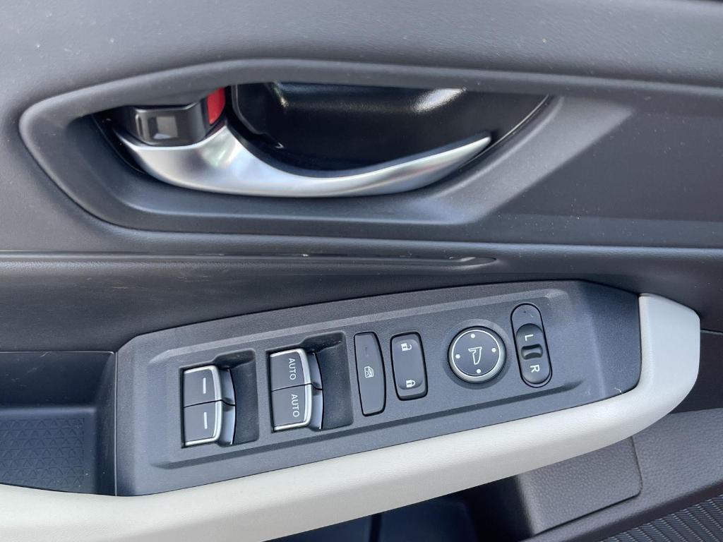 new 2025 Honda Accord car, priced at $32,165