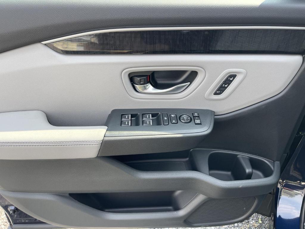 new 2025 Honda Pilot car, priced at $54,530